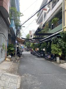 BÁN NHÀ HẼM VIP 373 LÝ THƯỜNG KIỆT, NGAY CHỢ ÔNG ĐỊA, 44M2, 4 TẦNG, GIÁ 9 TỶ (TL).