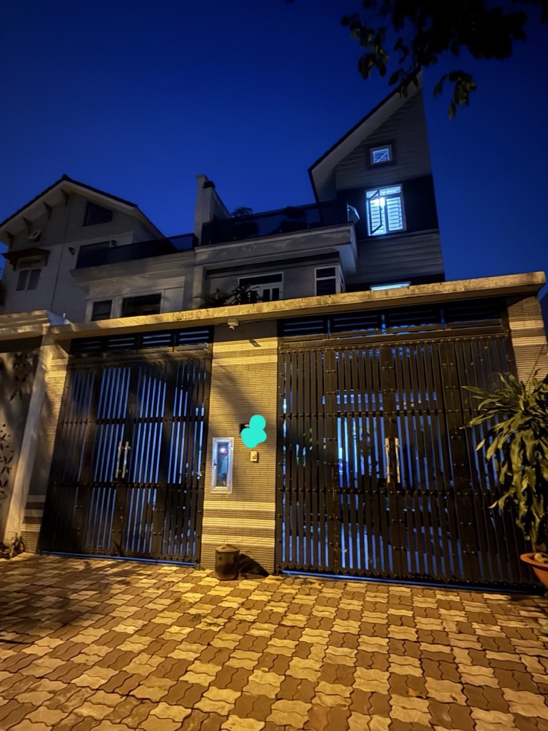 SANG GẤP BIỆT THỰ LIỀN KỀ NGÔ CHÍ QUỐC BÌNH CHIỂU THỦ ĐỨC TPHCM GIÁ CHỈ 11 TỶ.