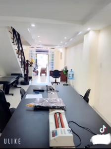 Bán gấp nhà 3 tầng mặt tiền đường 20m phường Tam Bình Thủ Đức-Tphcm giá 8,8 Tỷ.