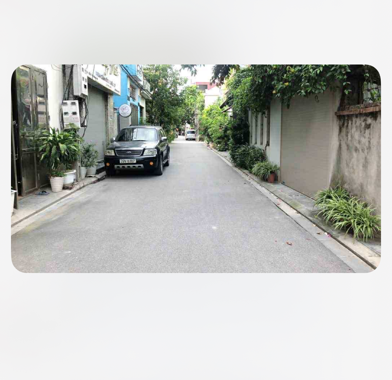 Bán nhà thị trấn đông anh dt 68m2 : m t 4 m ; dài 12m  có 5,3 tỷ