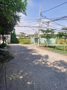 Nhà 2 mặt tiền Nguyễn Văn Tạo - hẻm xe hơi 10m - giá siêu rẻ