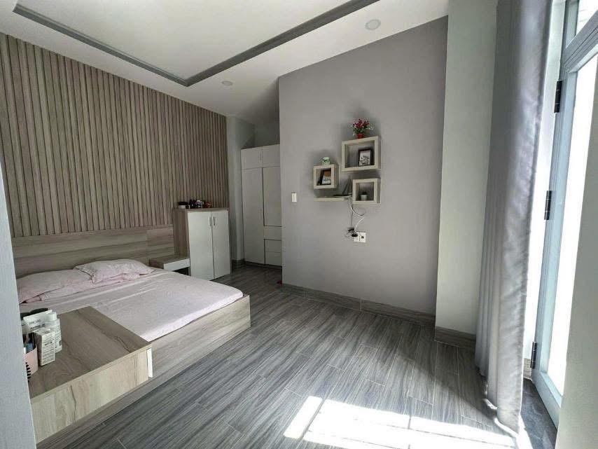 (5,38 Tỷ TL) NHÀ 2 LẦU 1 SẸC NGUYỄN TRÃI , HẺM RỘNG 4M..!