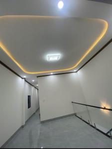 (5,5 tỷ) nhà 3 lầu đẹp Trần Hưng Đạo, gần mặt tiền, giáp Quận 1.! 5,5 tỷ TL