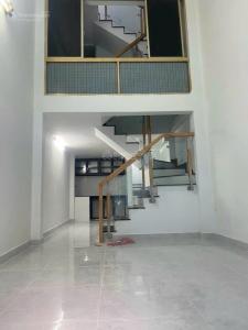 Nhà hxh -Trần Hưng Đạo, Q.5 -32m2 - 3tầng - hxh đỗ cửa - chỉ 6t.ỷ