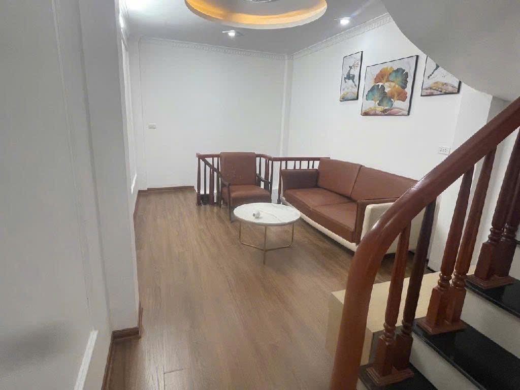 GIA ĐÌNH CHÚ NAM CHUYỂN NHÀ VÀO SÀI GÒN - BÁN NHÀ ĐẠI MỖ FULL NỘI THẤT ĐẸP KENG, 37m2 - gần 7 tỷ.