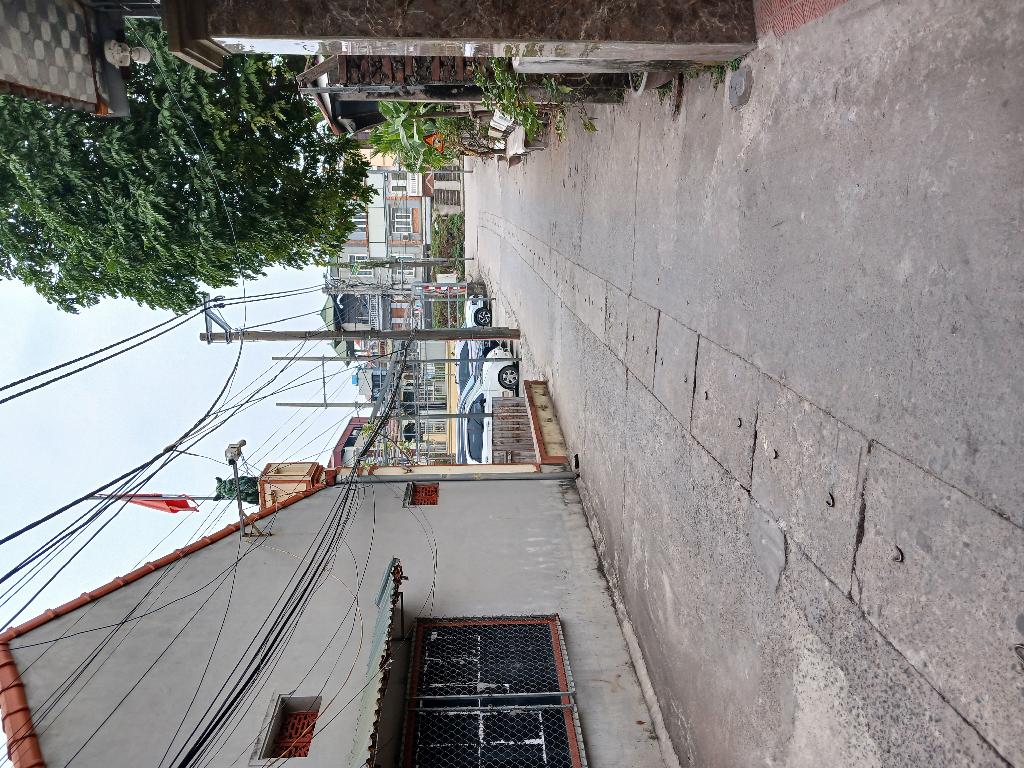 NHÀ ĐẸP Ở NGAY - NGÕ THÔNG - 5m ÔTÔ TRÁNH - BÃI ĐỖ XE NGÀY ĐÊM.