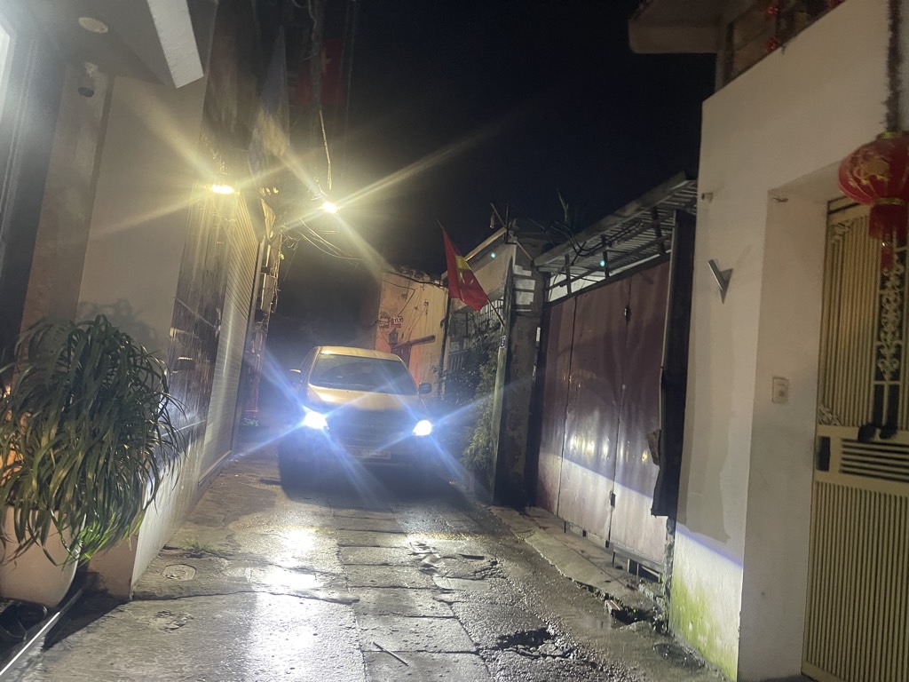 Ô TÔ VÀO NHÀ - CẠNH HỒ ĐIỀU HOÀ - NGÕ THÔNG