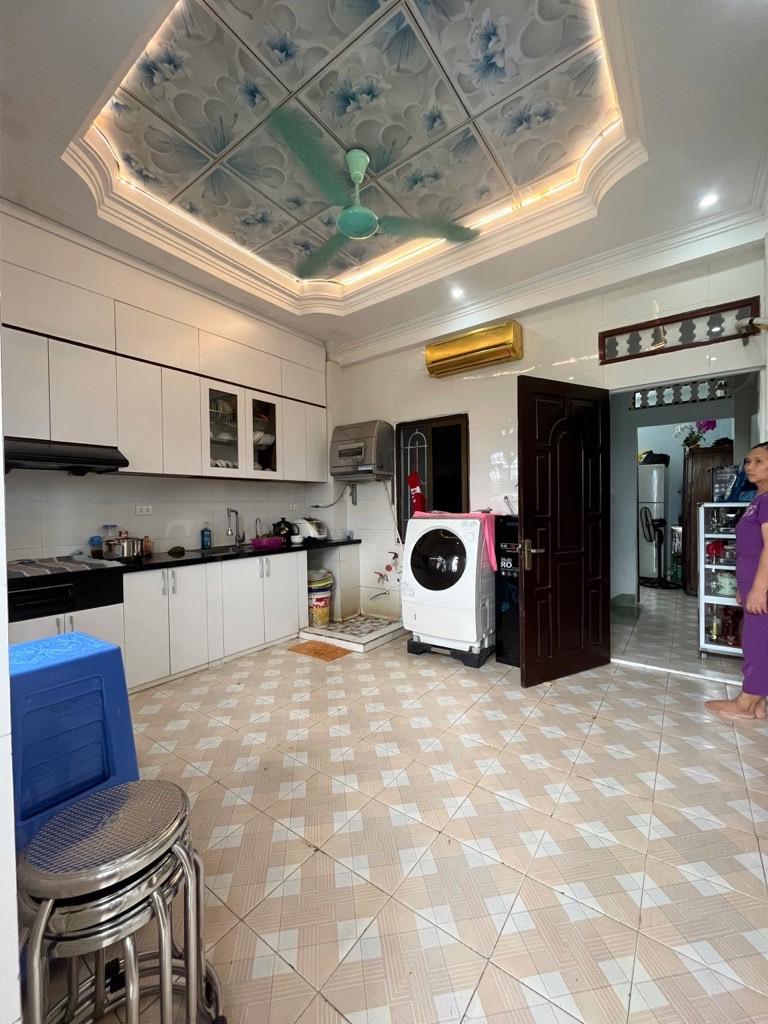 Ô TÔ VÀO NHÀ - CẠNH HỒ ĐIỀU HOÀ - NGÕ THÔNG