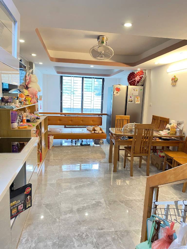 NHÀ ĐẸP Ở NGAY - VỊ TRÍ CỰC ĐẸP HIẾM NHÀ BÁN - GIÁ CẠNH TRANH