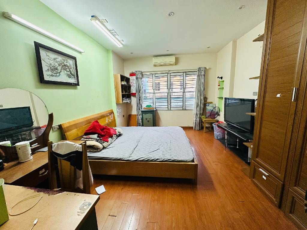 NHÀ XÂY CHẮC CHẮN - GẦN HỒ TÂY - Ô CHỜ THANG MÁY - ÔTÔ CÁCH 30M