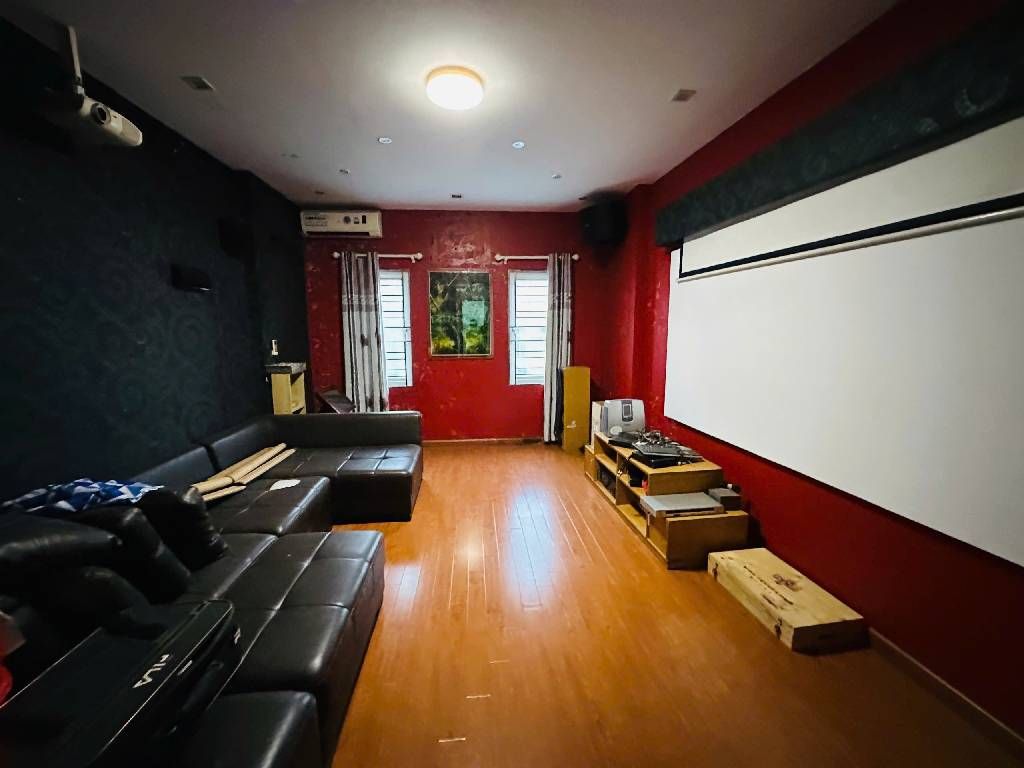 NHÀ XÂY CHẮC CHẮN - GẦN HỒ TÂY - Ô CHỜ THANG MÁY - ÔTÔ CÁCH 30M