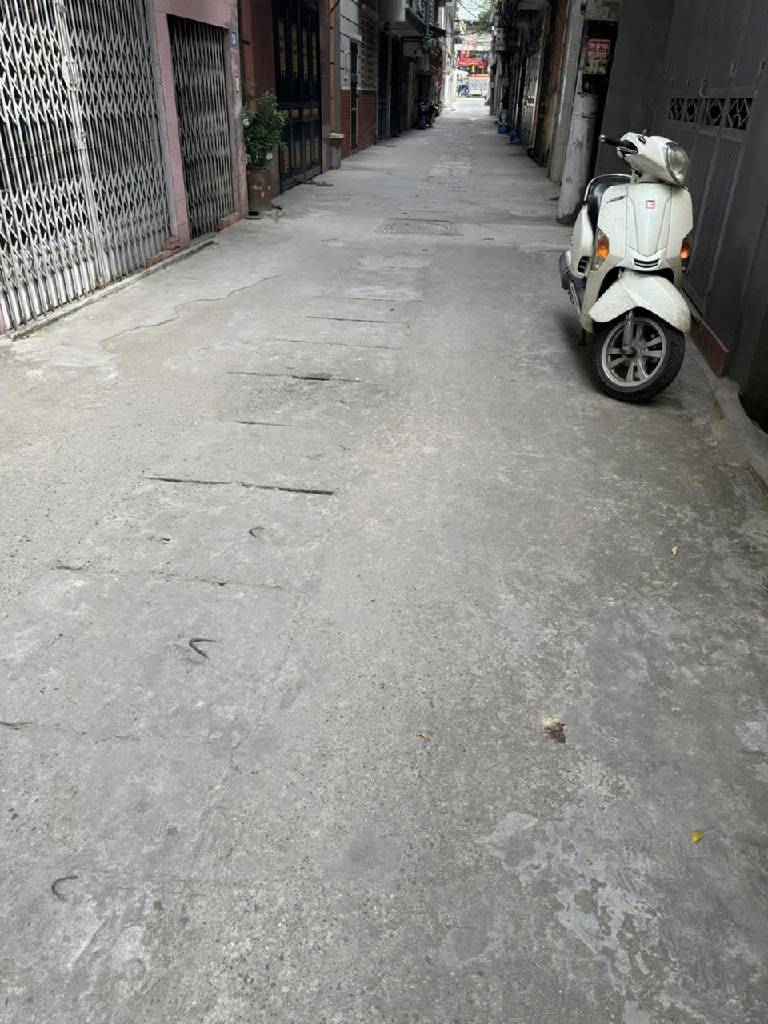 Ô TÔ - PHÂN LÔ QUÂN ĐỘI - GẦN ĐƯỜNG LỚN - Ở QUÁ TIỆN - CHỦ XÁC ĐỊNH BÁN ĐẤT -  ĐẬP ĐI XÂY CĂN HỘ QUÁ ĐỈNH.