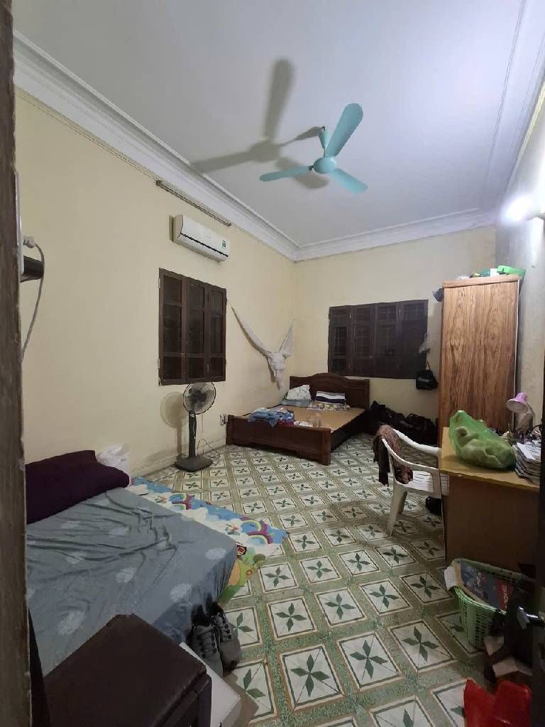 MẶT PHỐ - VỈA HÈ - Ô TÔ TRÁNH - KINH DOANH - LÔ GÓC 3 MẶT THOÁNG