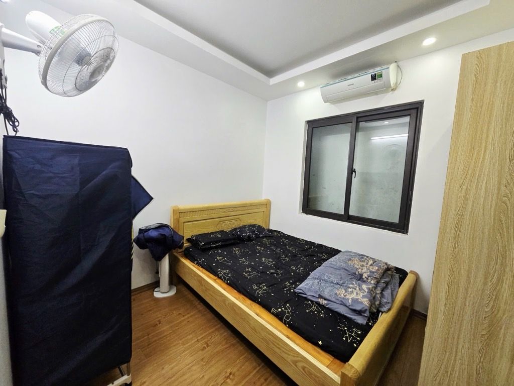 MẶT NGÕ THÔNG KINH DOANH - OTO 4 CHỖ QUA NHÀ - 5 TẦNG NHÀ MỚI Ở NGAY - GIÁ KHÓ TÌM