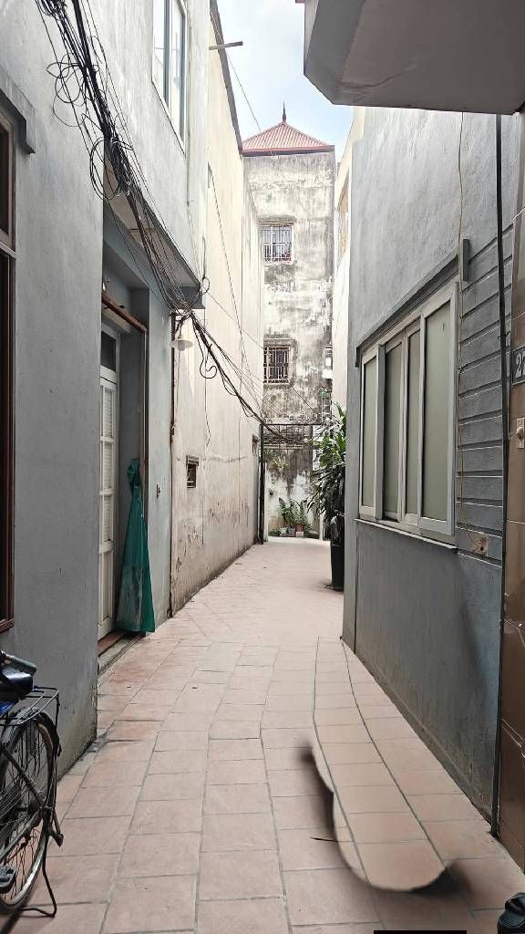 NHÀ DÂN XÂY - NGÕ NÔNG- THIẾT KẾ ĐẸP - 4 PHÒNG NGỦ - GẦN PHỐ