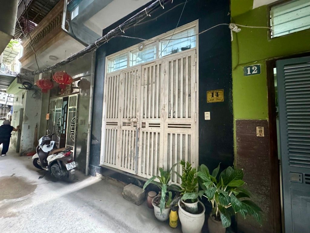 PHÂN LÔ BÀN CỜ - ÔTÔ LÙI TẬN CỬA - 2 MẶT THOÁNG TRƯỚC SAU - SÁT RA CHỢ DÂN SINH.