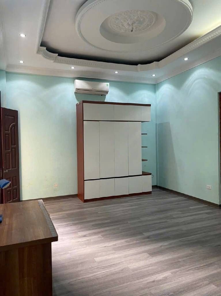 NHÀ ĐẸP - ĐÓN TẾT - GẦN HỒ TÂY - THÔNG TẬN 3 PHỐ.