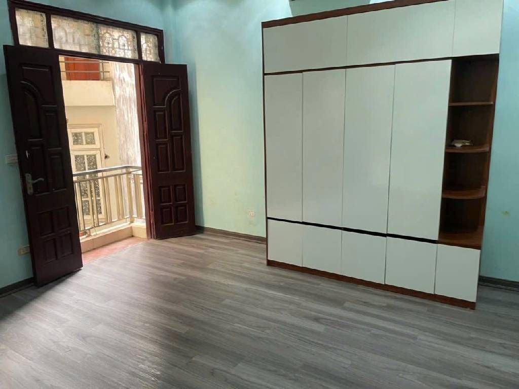 NHÀ ĐẸP - ĐÓN TẾT - GẦN HỒ TÂY - THÔNG TẬN 3 PHỐ.