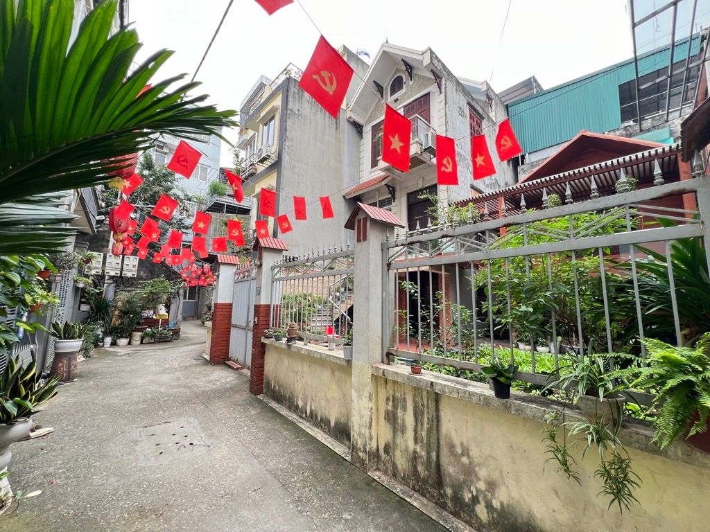 HOA KHÔI ĐẸP ĐÓN TẾT - 6 TẦNG THANG MÁY - THIẾT KẾ HOÀN HẢO TỪNG CHI TIẾT