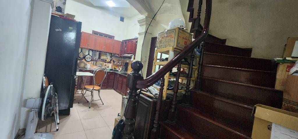 KHU PHÂN LÔ - ÔTÔ ĐỖ CỬA - TẠI Xuân La