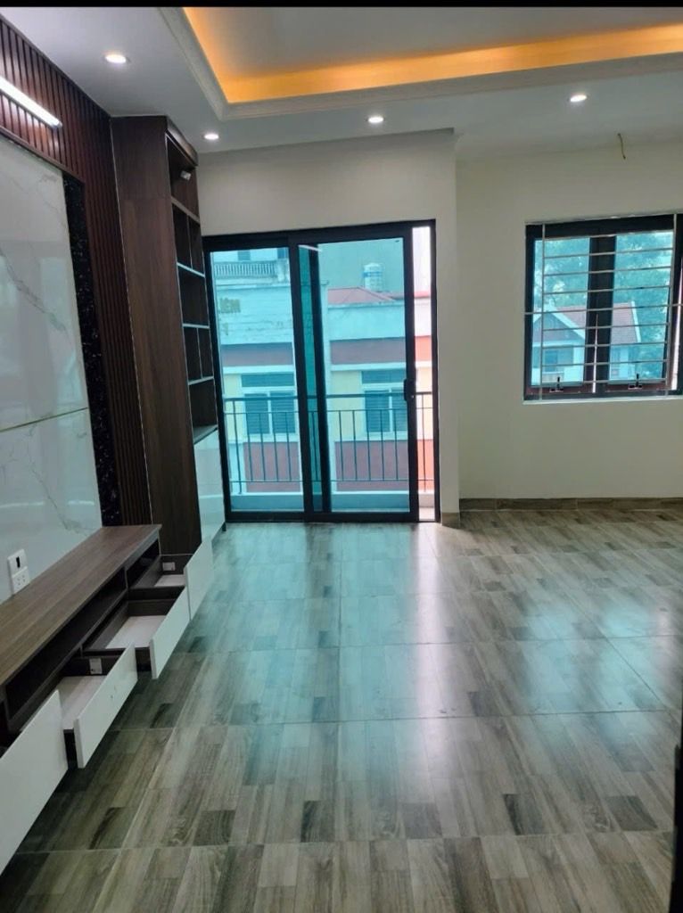 Ô TÔ TRÁNH-  MẶT TIỀN RỘNG- LÔ GÓC 3 MẶT THOÁNG SÁNG VĨNH VIỄN