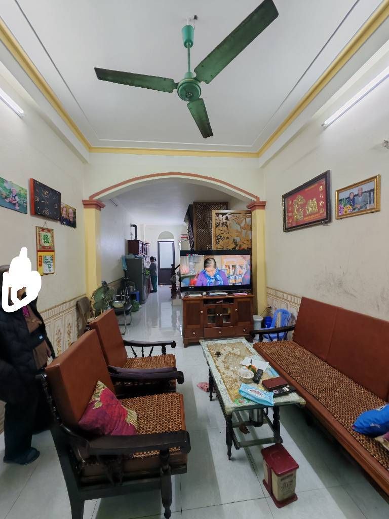 NGÕ THÔNG - Ô TÔ 7 CHỖ ĐỖ CỬA - TIỆN ÍCH VÔ BIÊN