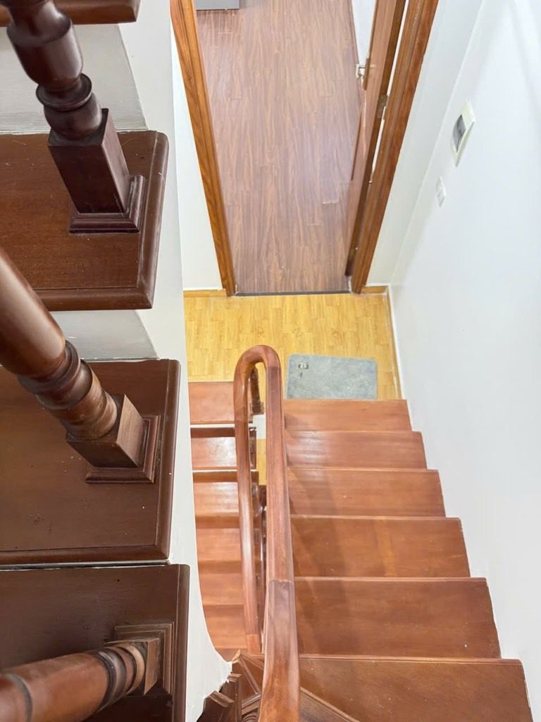 RINH HOA KHÔI Ở ĐÓN TẾT - VF3 LÙI CỬA - VÀI CHỤC BƯỚC RA MẶT CẦU GIẤY - FULL NỘI THẤT NHƯ ẢNH.