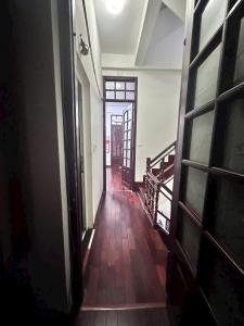 NHÀ TRUNG TÂM QUẬN BA ĐÌNH