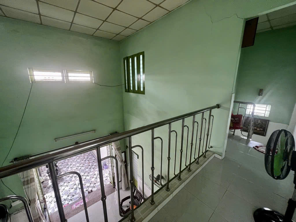 Nhà hẻm, còn mới, ngay trung tâm Thủ Đức, Phướng Hiệp Phú (cũ) - 43m2, Giá chỉ 3,8