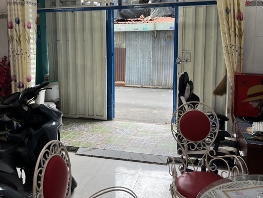 Bán nhà lô góc gần Phạm Văn Đồng 55m2, 5 phòng ngủ, giá 4.8 tỷ
