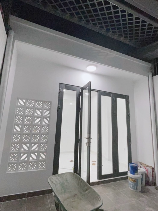 Giảm chào 200tr, bán nhà mặt tiền đường số 6 QL13 69.3m2, giá còn 3.95 tỷ