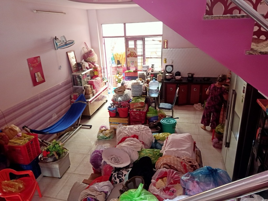 Bán nhà khu phân lô Sông Đà đường Hiệp Bình ngang 5m, 3 tầng 3pn xe hơi vi vu, giá 10 tỷ