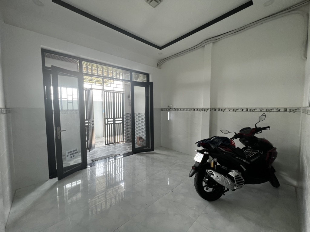 Bán nhà đối diện KĐT Vạn Phúc 59.8m2, 3PN, có dòng tiền cho thuê, giá chỉ 5.1 tỷ