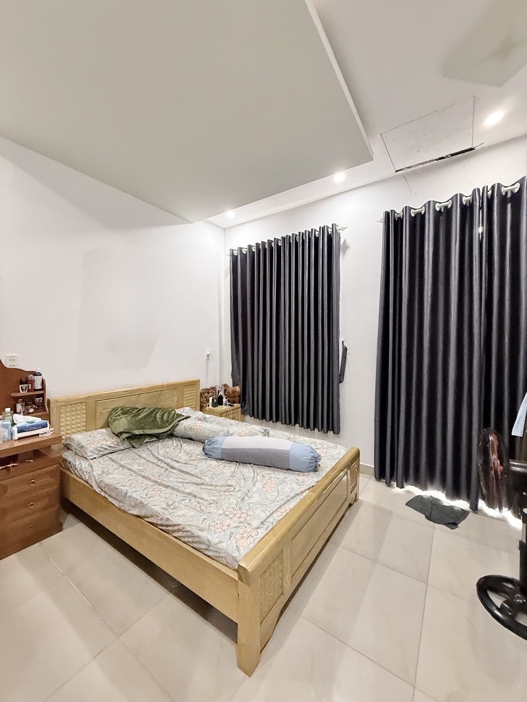 Bán nhà ngay KDC Sông Đà 58m2, tặng nội thất, giá 5.8 tỷ