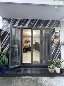Giảm 245tr! Bán nhà ngay đường 48 HBC, 30.6m2, 2PN, giá còn 2.2 tỷ