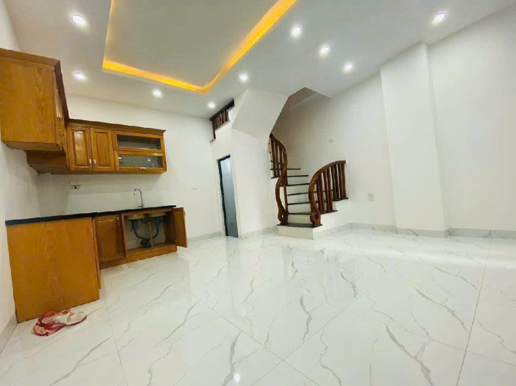 Cần bán nhà ở Ngô Thị Nhậm Hà Đông 45m, 4 tầng, mt 4.2m, Giá 8 Tỷ