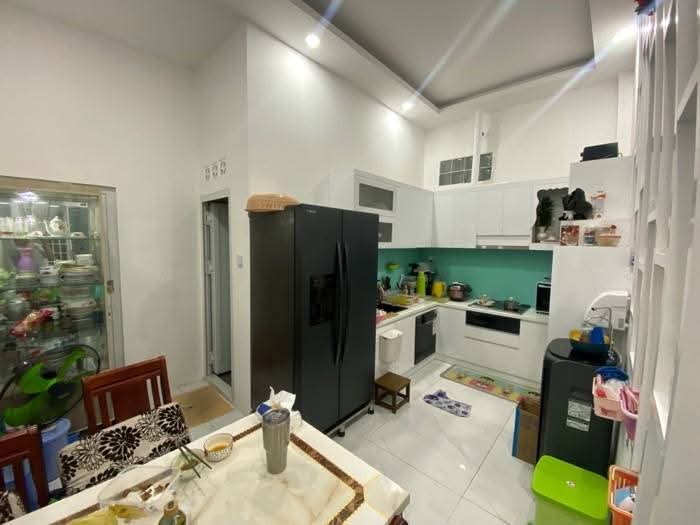 SIÊU PHẨM 3 MẶT TIỀN GẦN AEON 82M².4.5×19.GIÁ 6.95 TỷỶ