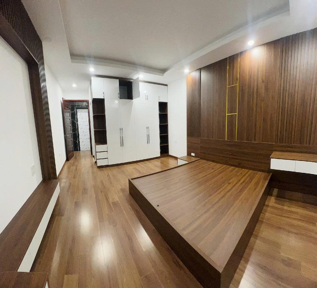 NHÀ XÂY MỚI 6 TẦNG THANG MÁY - FULL NỘI THẤT XỊN - SỔ VUÔNG ĐẸP - 10 M ÔTÔ DỪNG ĐỖ, NGÕ THÔNG THOÁNG