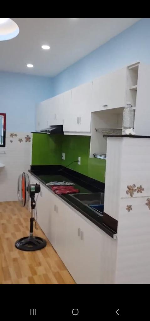 Nhà Lê Văn Sỹ Quận 3, ngang 4.2m, 40m2, 2 lầu, nhỉnh 5tỷ.