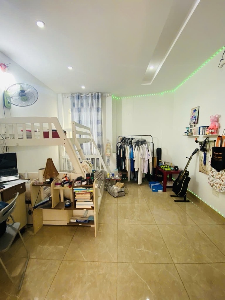 Bán gấp  nhà đẹp vào ở ngay Trường Sa, Lê Văn Sỹ Quận Phú Nhuận, 45m2, 4 lầu, chỉ 5.9tỷ