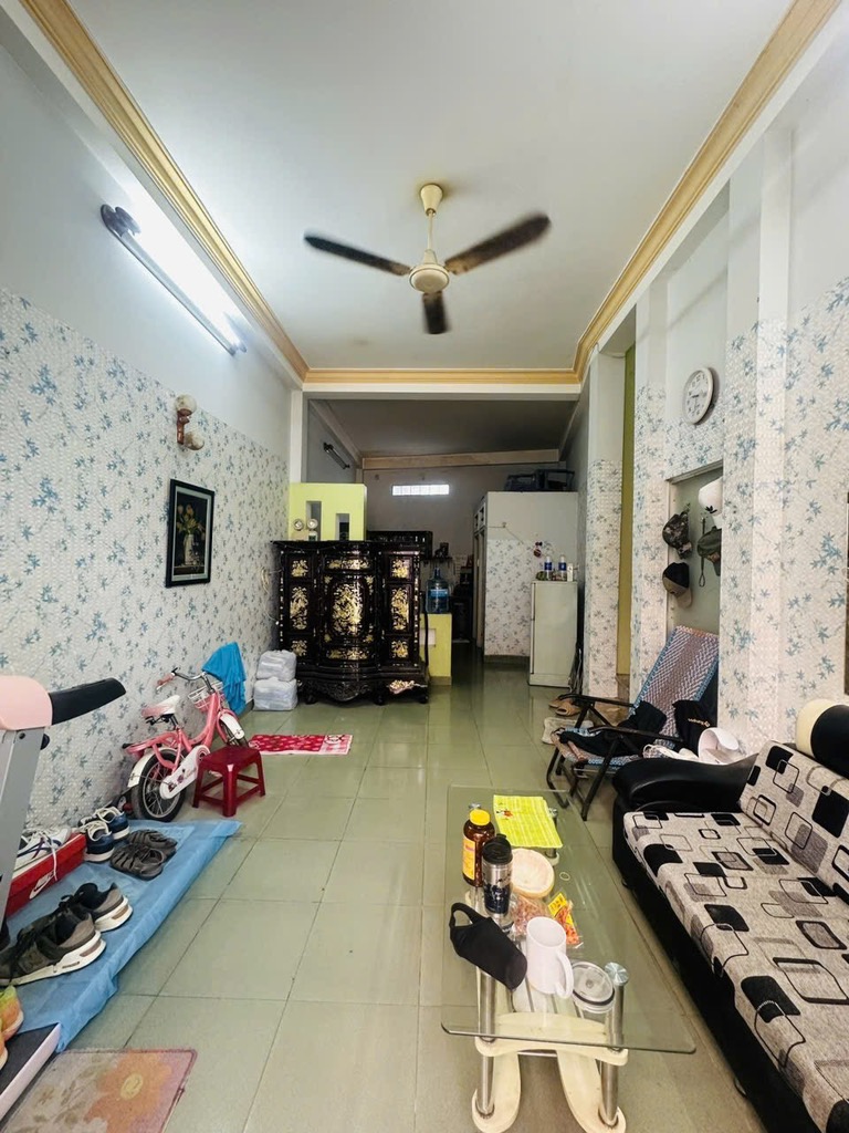Bán gấp nhà đẹp Nguyễn Trọng Tuyển, ngang 5.2m, 2 tầng, chỉ 7 tỷ (2025P104)