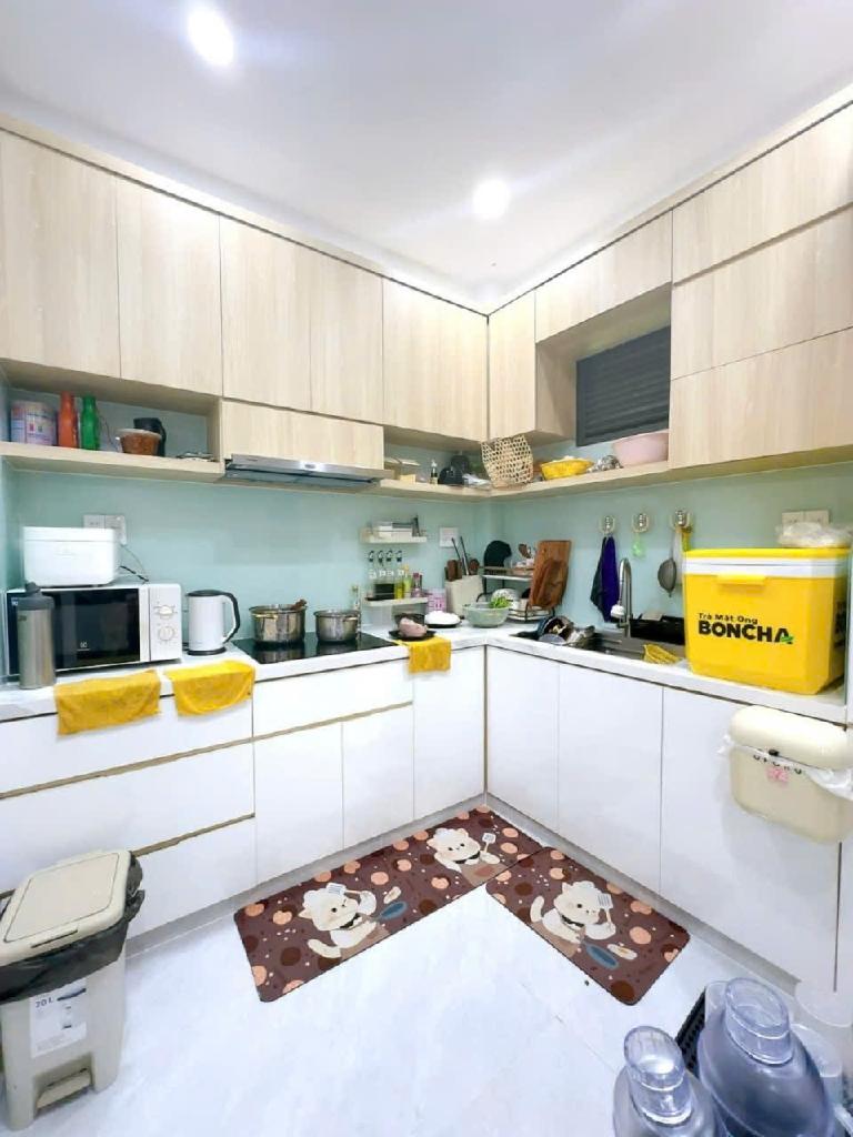 Hiếm nhà bán Nguyễn Thị Huỳnh, 40m2 ngang 6m, 4 tầng, nhỉnh 6 tỷ (2025P54)