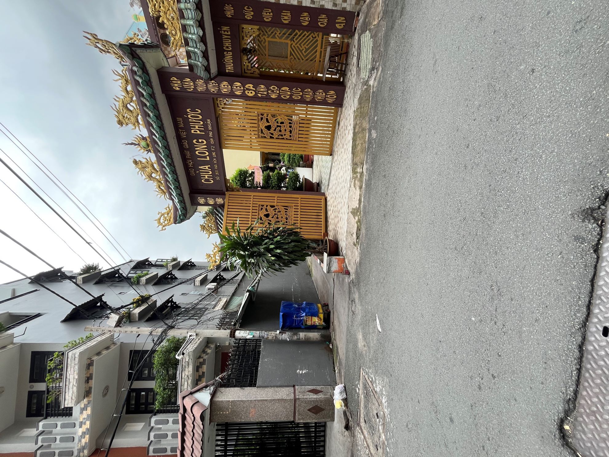 Bán nhà mới ở phố ẩm thực Phan Xích Long, 32m2, 3tầng, chỉ hơn 6tỷ (2025P293)
