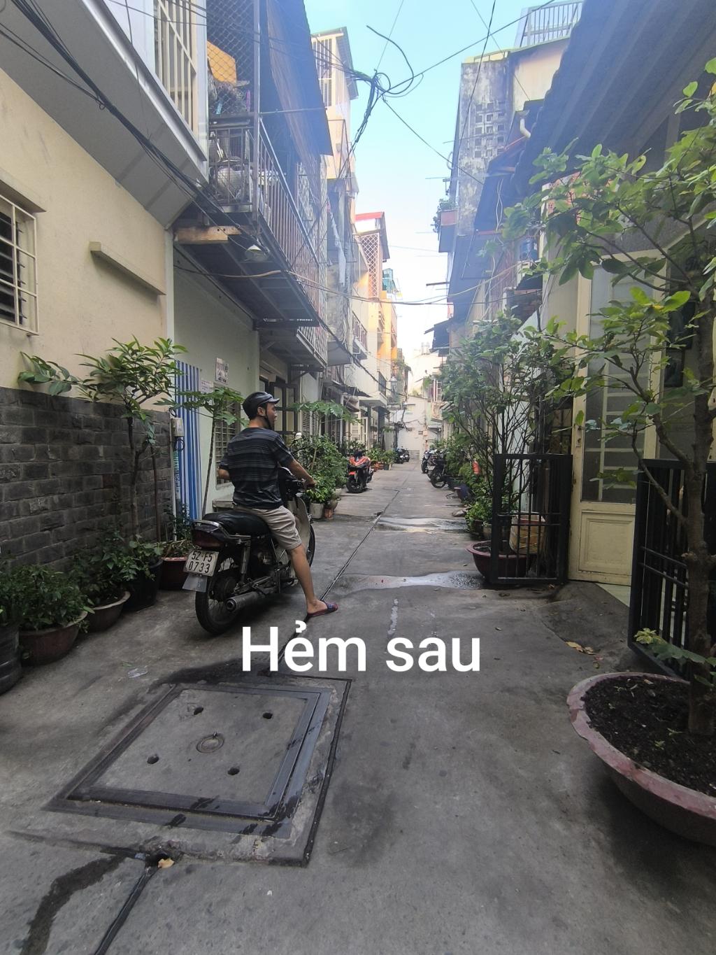 Bán nhà Lê Văn Sỹ HXH trước sau thông thoáng, ~40m2, 3tầng, chỉ 8tỷ (20253151)