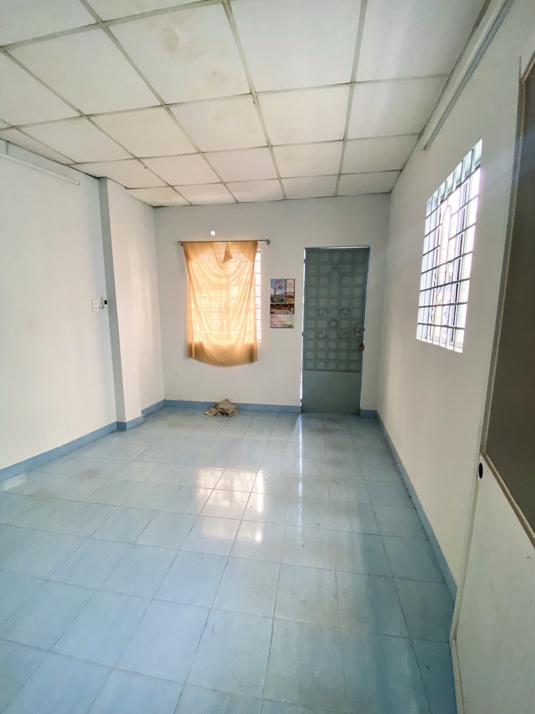 Bán nhà Phạm Văn Hai Trường Sa HXH, 30m2 nở hậu hơn 5m , 2tầng, nhỉnh 7tỷ (2025T71)