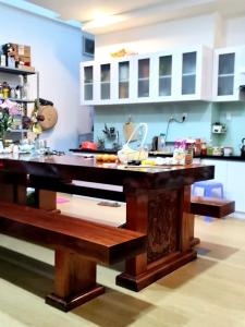 Nhà mới đẹp ở ngay, Trần Quang Diệu- Lê Văn Sỹ, Quận 3, ngang 6.7m, Dt 64m2, 5 tầng, chỉ 6.1 tỷ