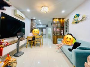 Bán ngay nhà MT đẹp lung linh Nguyễn Trọng Tuyển, 38m2, 4 Tầng BTCT, nội thất cao cấp, chỉ hơn 6 tỷ (2025P177)
