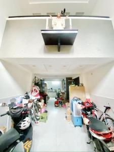 NHÀ ĐẸP TT Q3, Trường Sa, 46m² Nở HẬU, 5 TẦNG, dòng tiền cho thuê lên đến 35Tr/Tháng