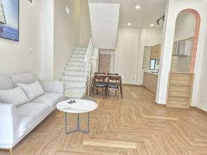 HÀ MỚI ĐẸP VÀO Ở NGAY - SỔ NỞ HẬU - 45M2 - 3TẦNG - CHỈ hơn 7tỷ