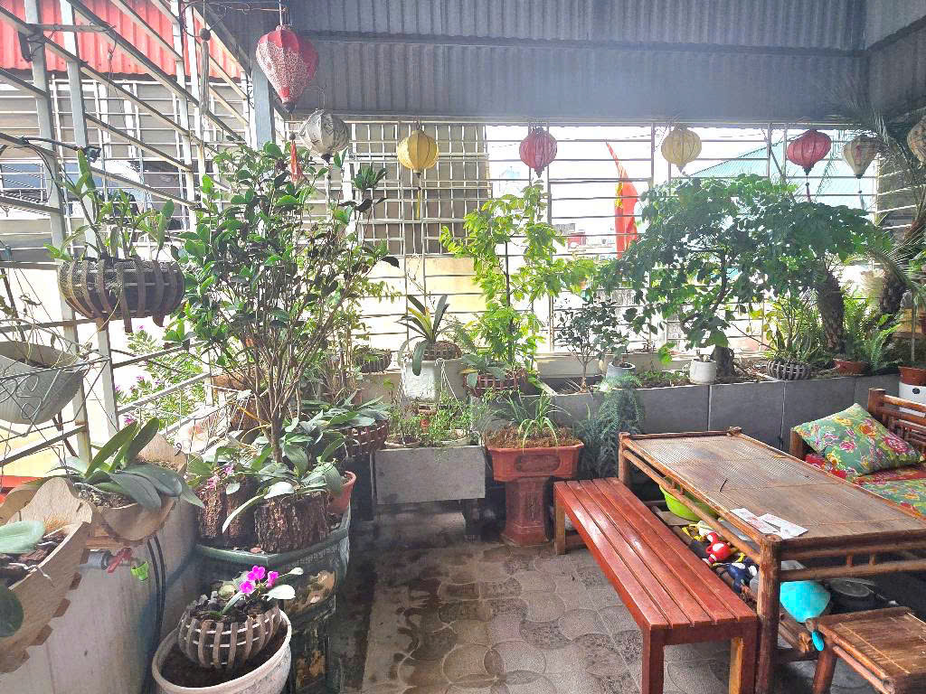 NHÀ ĐẸP KIM MÃ, NGÕ NÔNG-VỊ TRÍ SIÊU ĐẸP-5 PHÒNG RỘNG DÃI-CÓ BÀN TRÀ CHILL CHILL CHO BÁC NÀO THÍCH THƯỞNG TRÀ NGẮM HOA Ạ